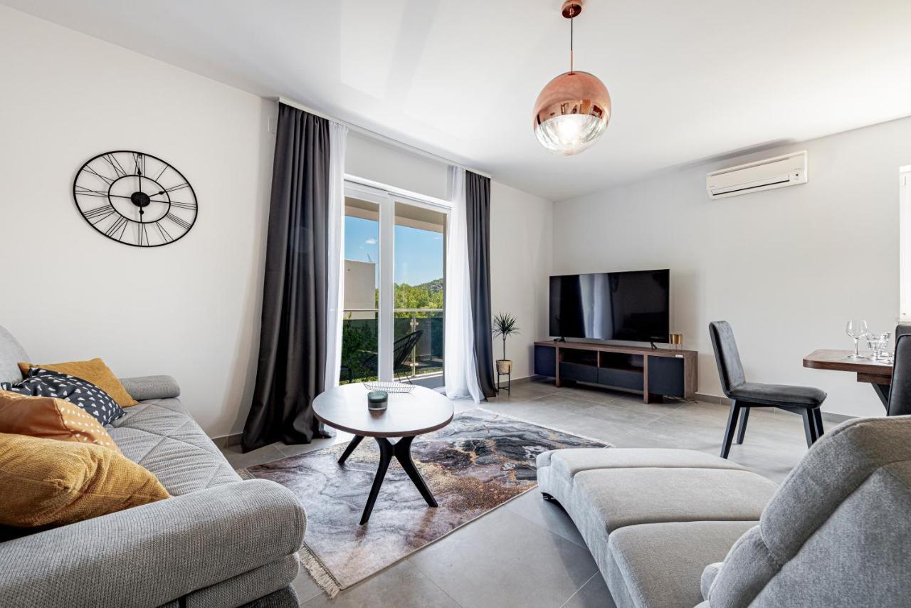 Villa Gold Residence 1 มลินี ภายนอก รูปภาพ