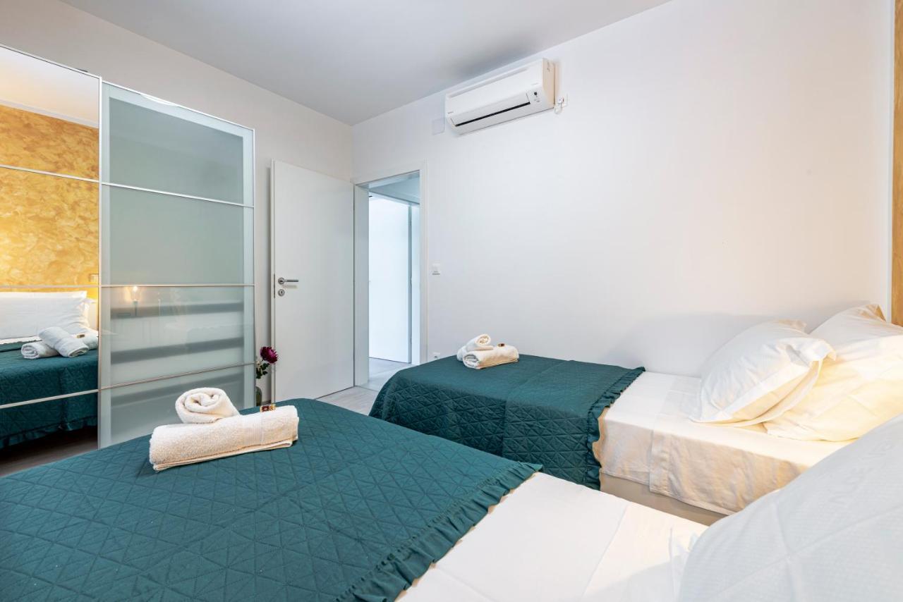 Villa Gold Residence 1 มลินี ภายนอก รูปภาพ
